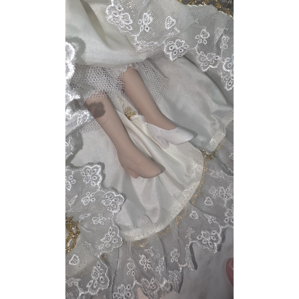 2018 Heritage Collection Angel Porcelain Doll New In Box - Picture 7 of 11